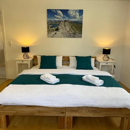 Appartamento Grosszuegige In - Platz Bis Zu 8 Personen Fleischwangen